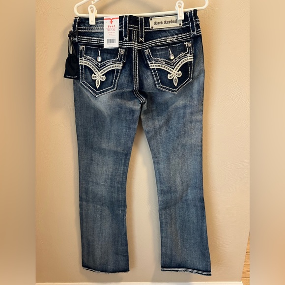 NWT Gorgeous Rock Revival Boot cut jeans! Size 30
